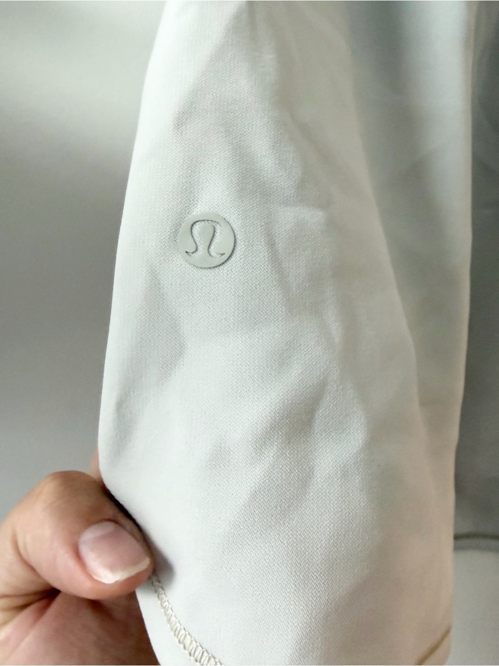 LULULEMON WOVEN ON THE FLY SKIRT SIZE 8 silverstone - Picture 7 of 8